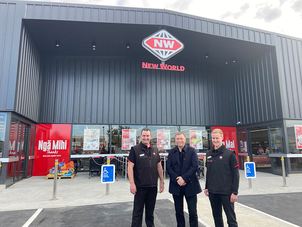 New World Wairoa Owner Operator Brookes Stewart, Foodstuffs North Island CEO Chris Quin, and incoming New World Wairoa Owner Operator Jack Beaton