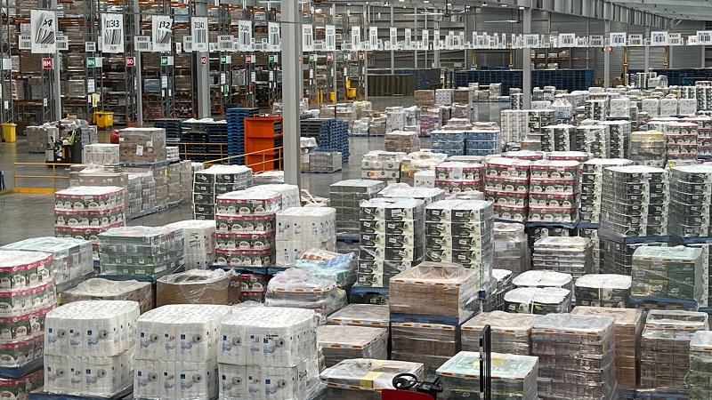 Foodstuffs North Island Landing Drive product being loaded to trucks to go to store