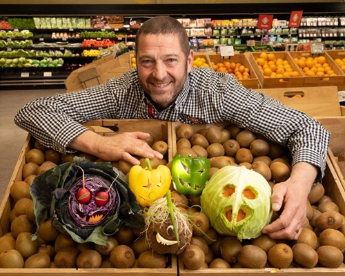 New World Thorndon, Halloween carving decorations ideas, pumpkin, vegetables, substitutes