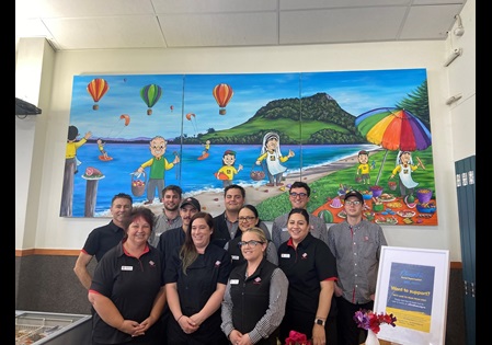New World Brookfield team at Otūmoetai Social Supermaket opening