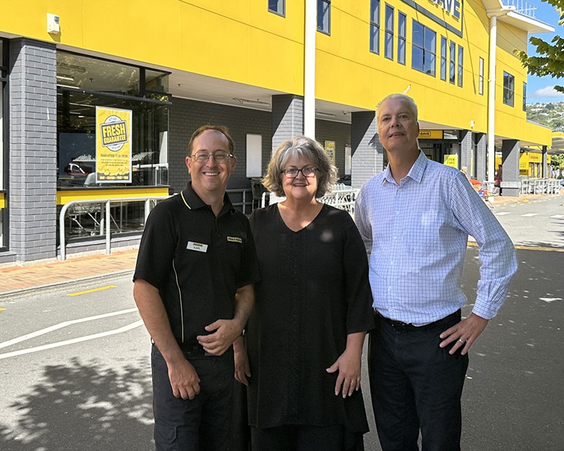 Karl Marryatt, Owner Operator PAK'nSAVE Lower Hutt, Debra Goulding